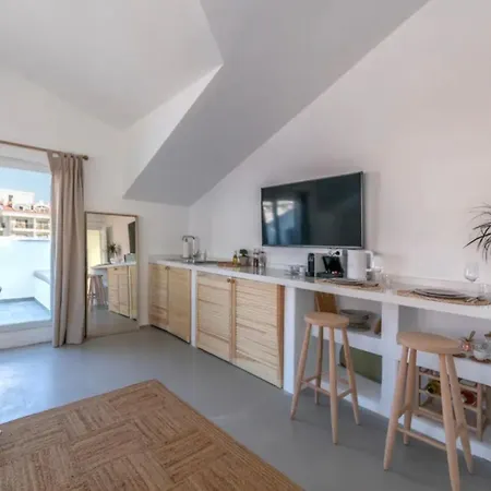 Apartment Luxurious And Modern In Turkey *